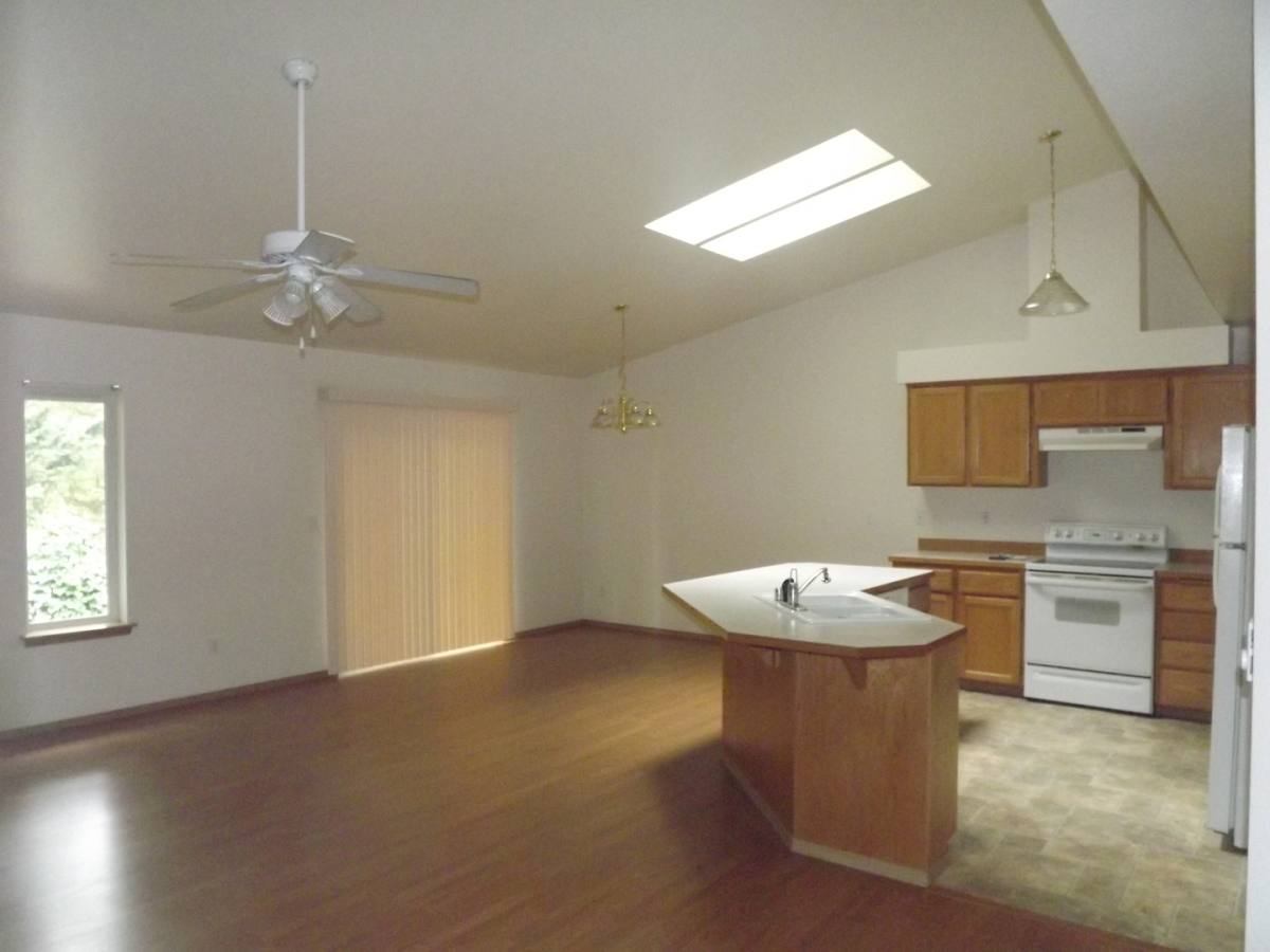 Apartment for rent at 13120 5th Ave Court E, Tacoma, WA 98445