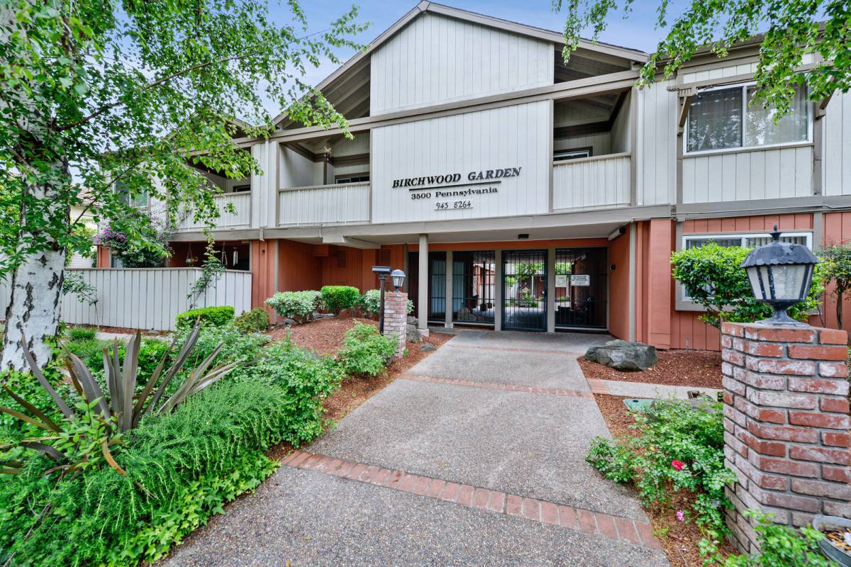 Apartment for rent at 3500 Pennsylvania Ave, Fremont, CA 94536