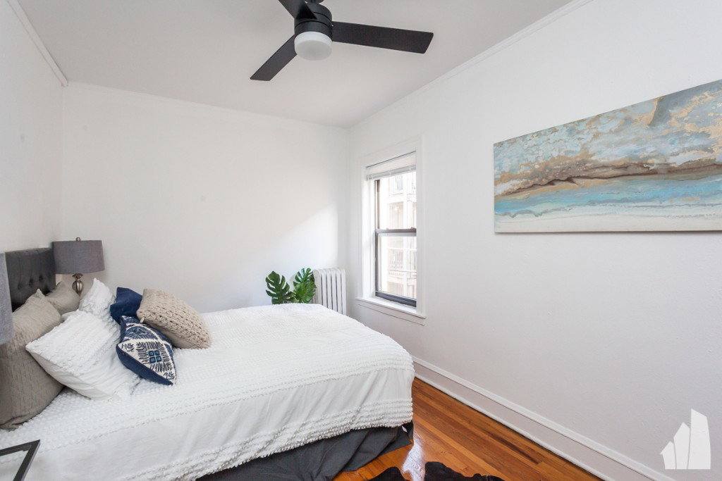 Apartment for rent at 629 W Cornelia Ave #33-3E, Chicago, IL 60657