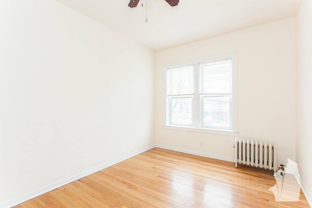 Apartment for rent at 1828 W Lawrence Ave #1B, Chicago, IL 60640