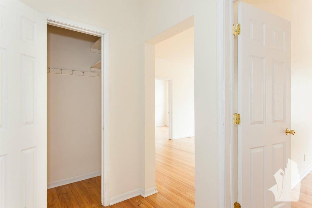 Apartment for rent at 1828 W Lawrence Ave #1B, Chicago, IL 60640