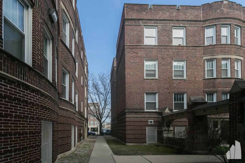 Apartment for rent at 5208 N Damen Ave #3, Chicago, IL 60625