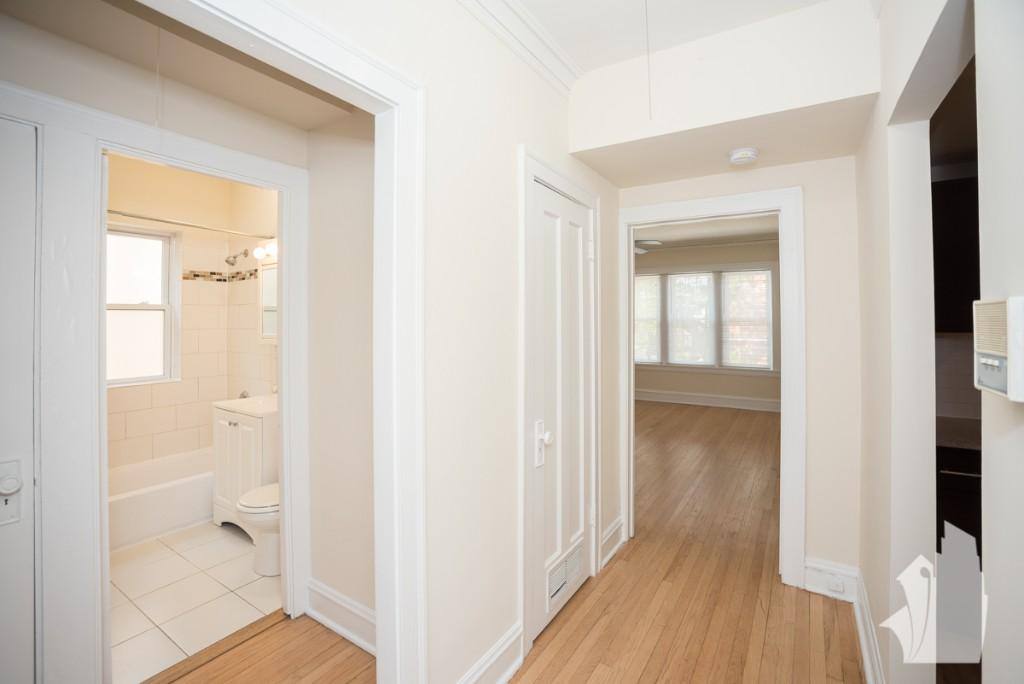 Apartment for rent at 5208 N Leavitt St #2, Chicago, IL 60625