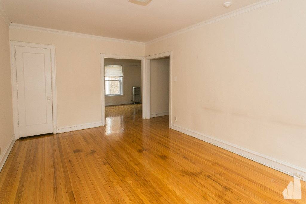 Apartment for rent at 5208 N Damen Ave #2, Chicago, IL 60625