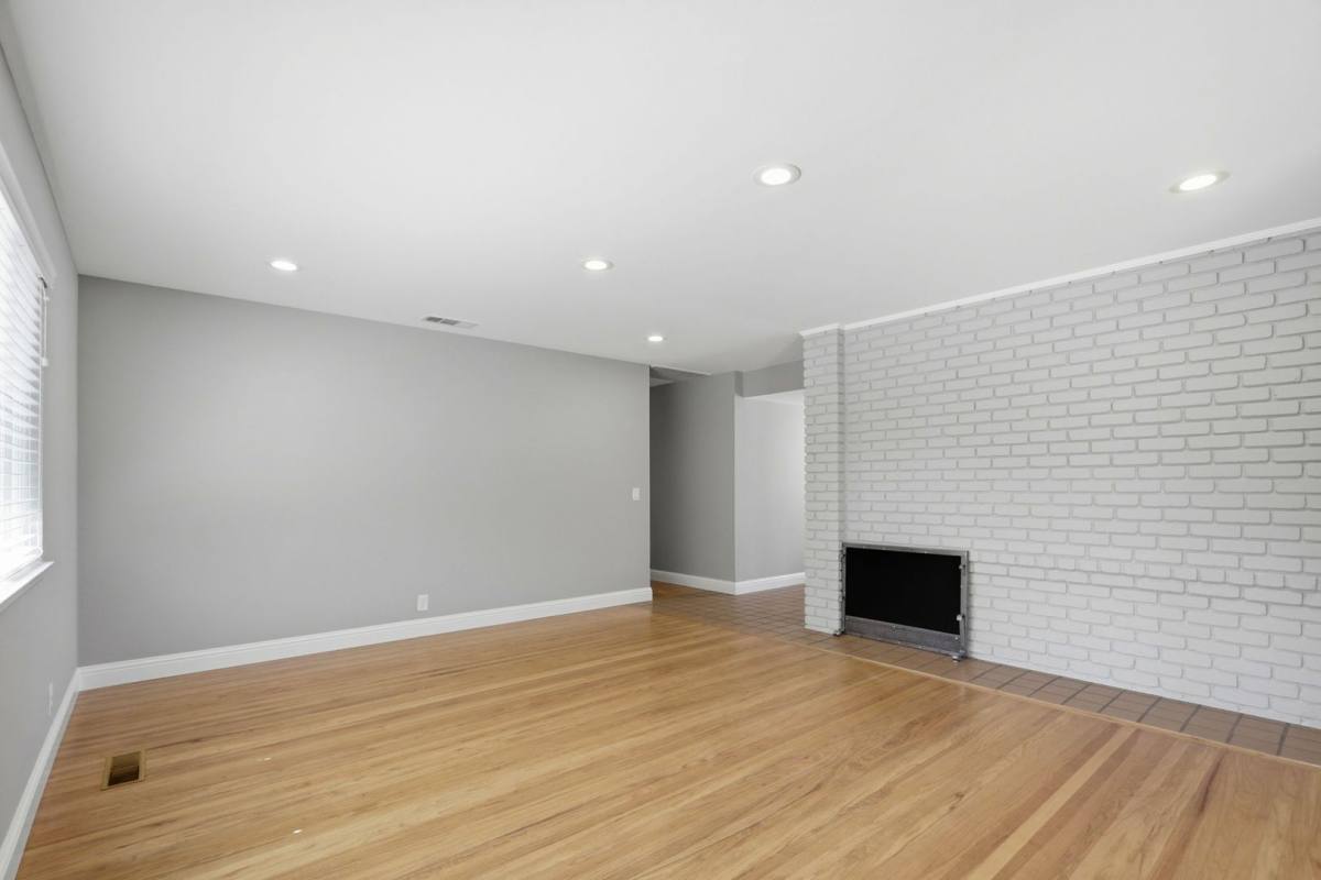 House for rent at 1498 S Mary Ave, Sunnyvale, CA 94087