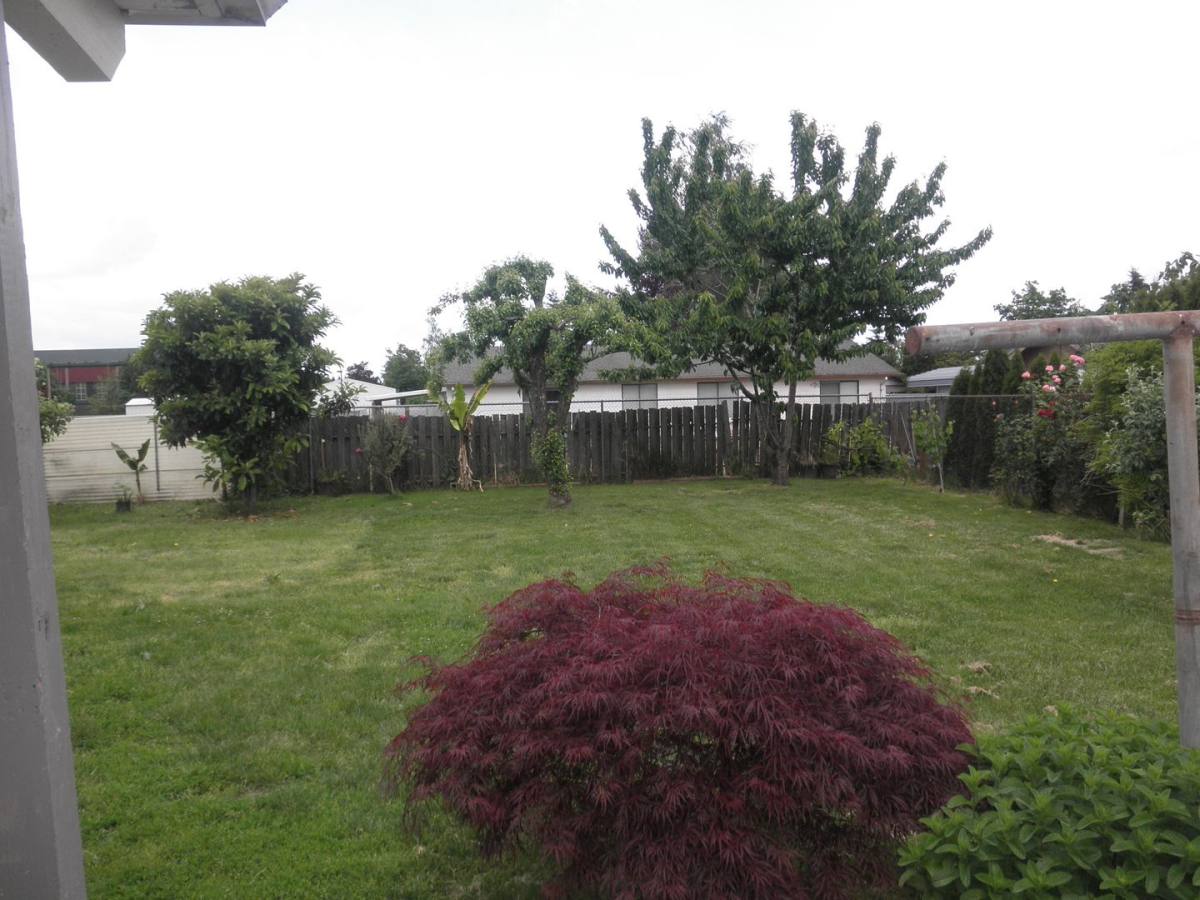 House for rent at 3565 48th Ave NE, Salem, OR 97305