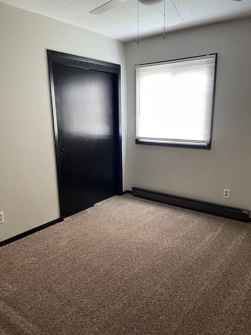 Apartment for rent at 1114-1124 Vine St, West Des Moines, IA 50265
