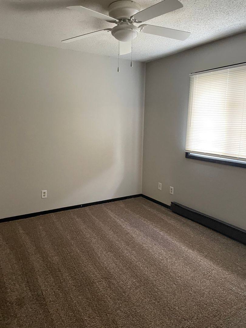 Apartment for rent at 1114-1124 Vine St, West Des Moines, IA 50265