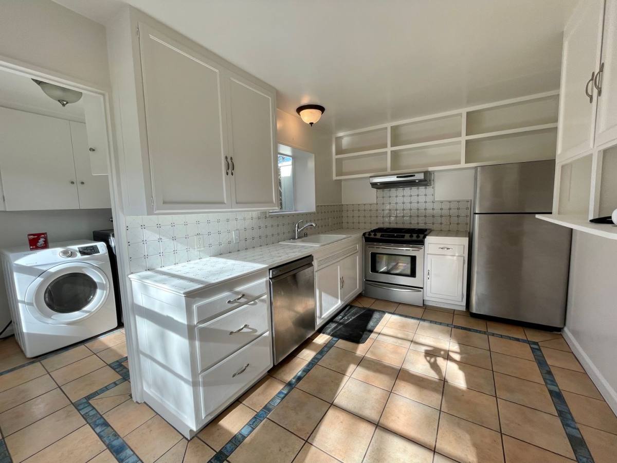 House for rent at 934 Fountain Ave, Pacific Grove, CA 93950