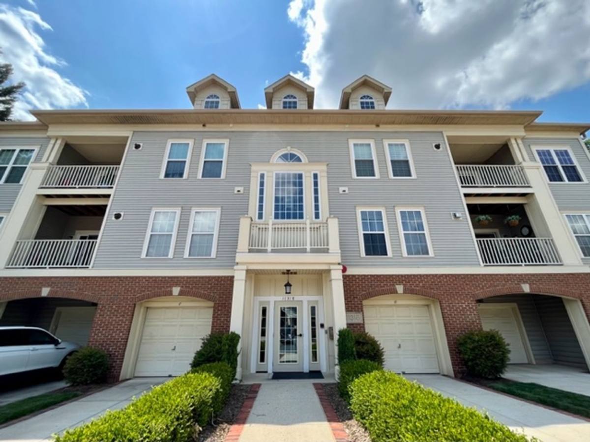 Condo for rent at 11318 Westbrook Mill Lane, Fairfax, VA 22030