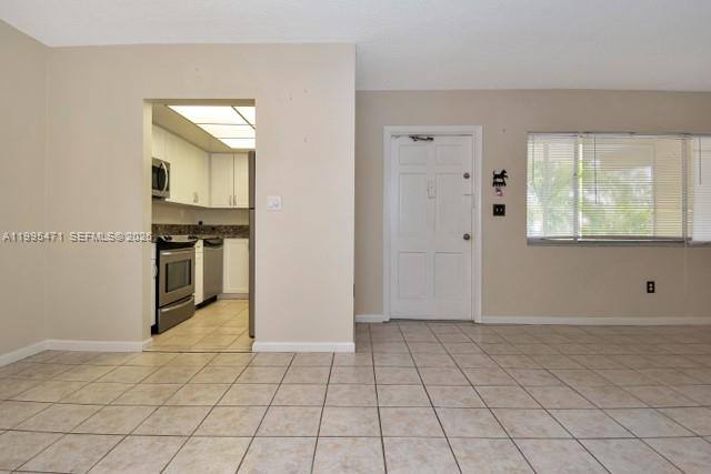 Apartment for rent at 2101 NE 68th St, Fort Lauderdale, FL 33308