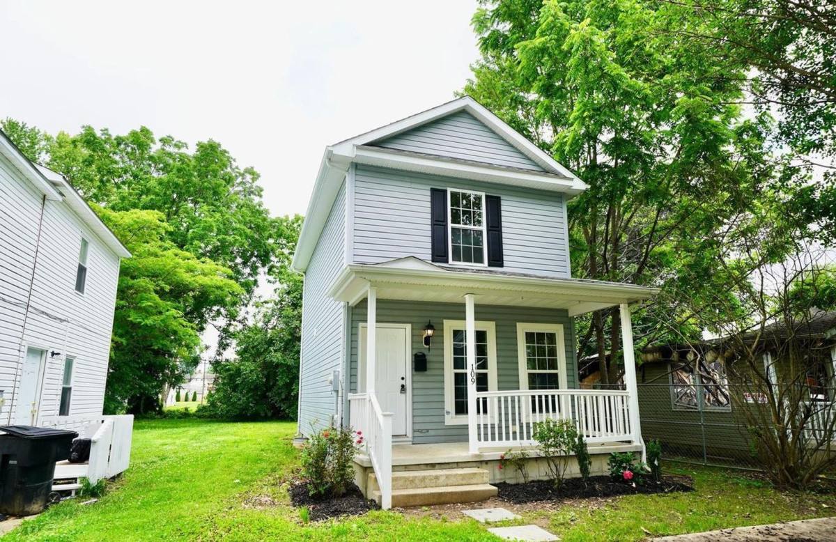 House for rent at 109 S Queen St, Dover, DE 19904