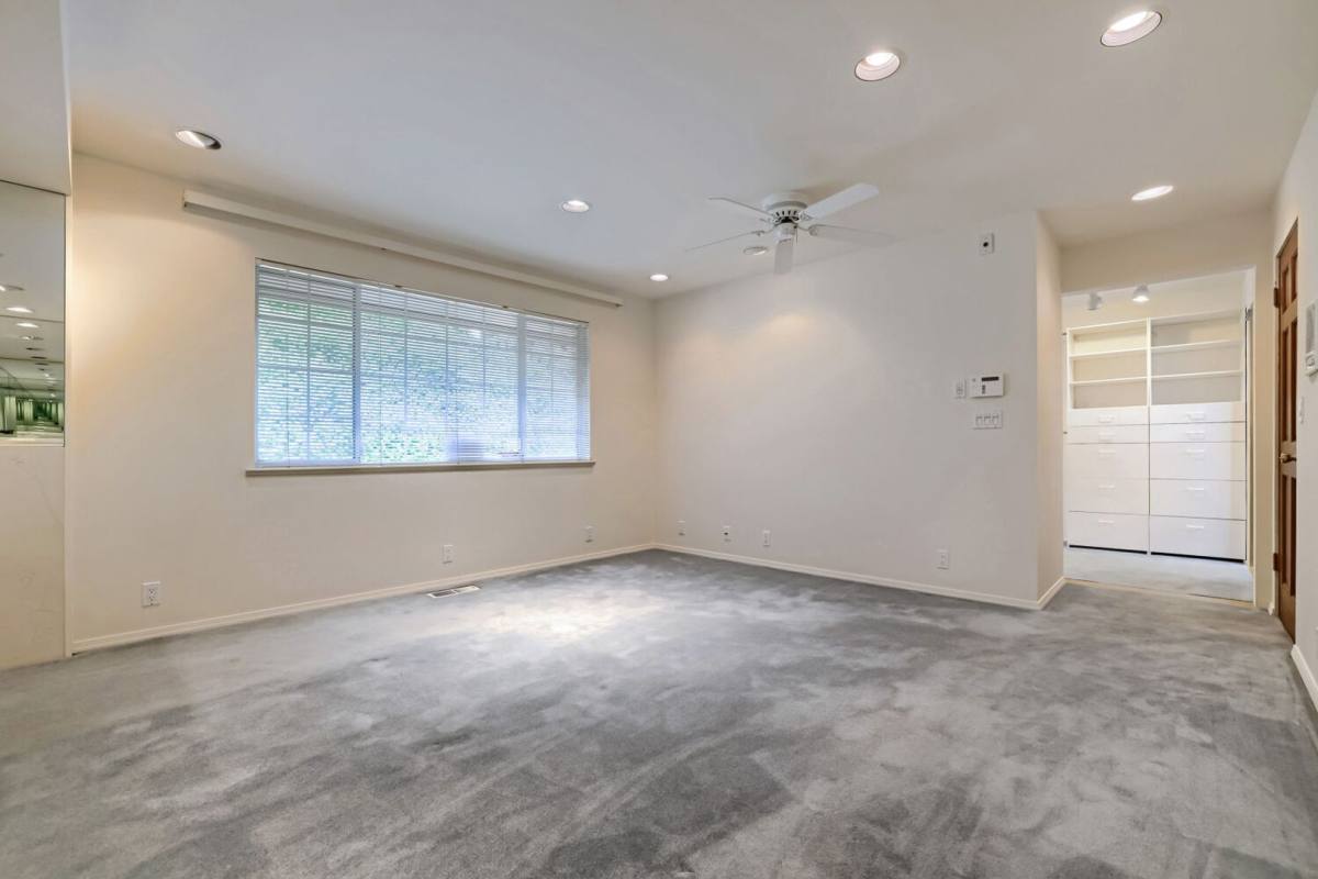 House for rent at 5204 SW Pritchard St, Seattle, WA 98116