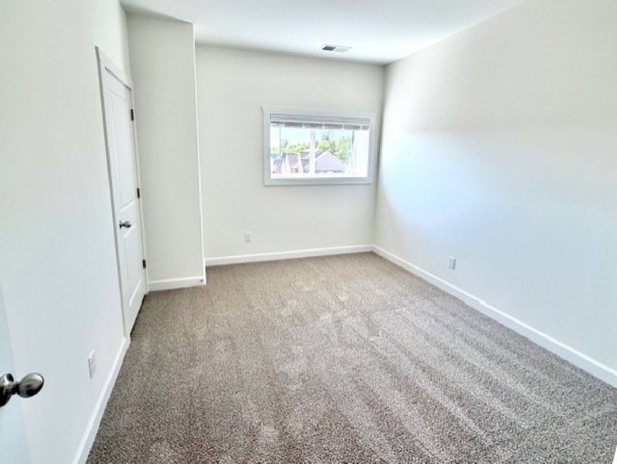 Apartment for rent at 4871 Chatelet Dr, Olive Branch, MS 38654