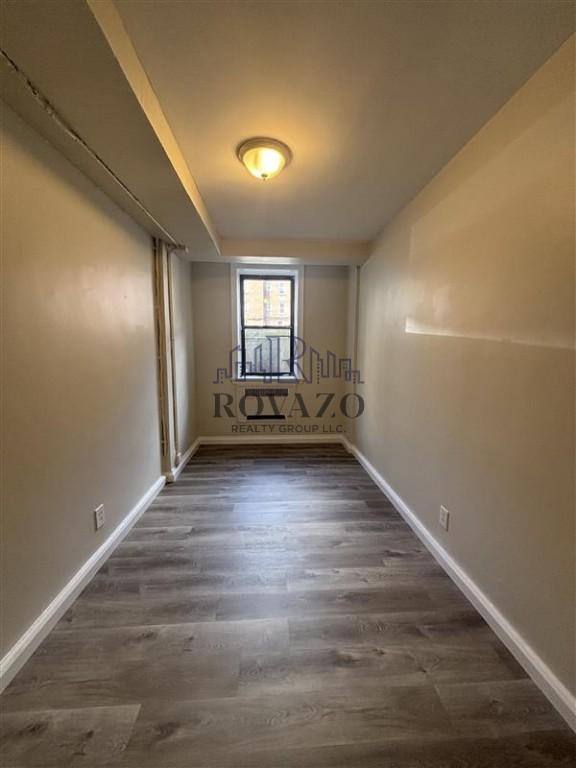 Apartment for rent at 25 Van Velsor Place #1L, Newark, NJ 07112