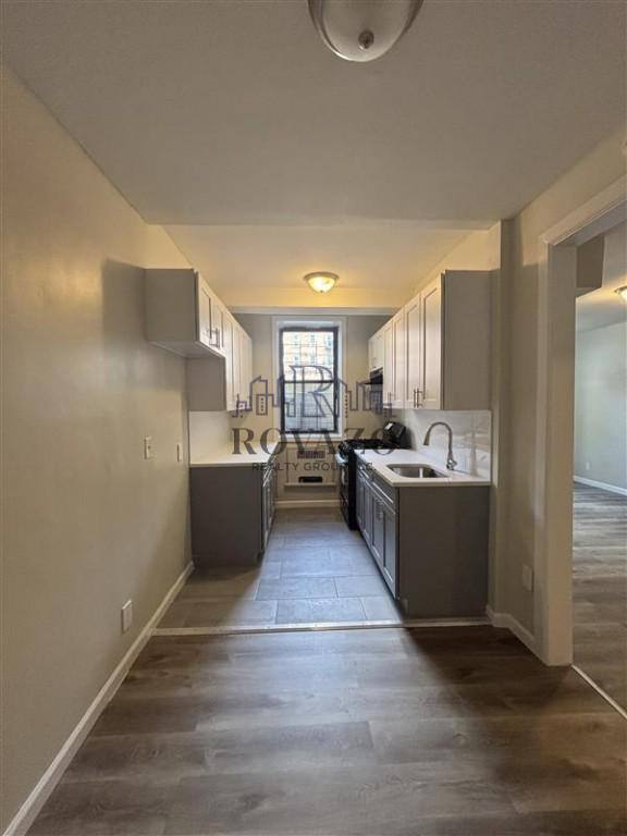 Apartment for rent at 25 Van Velsor Place #1L, Newark, NJ 07112