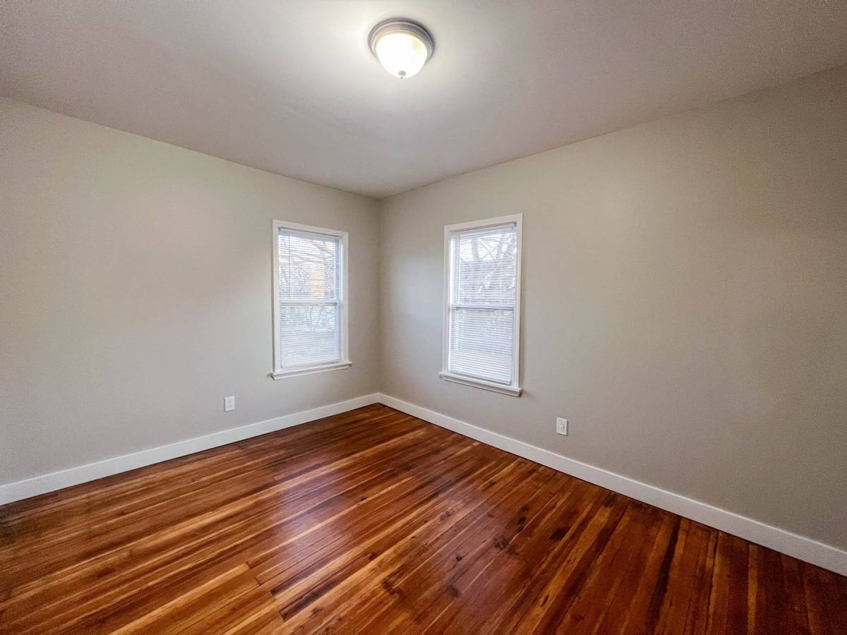 Apartment for rent at 154-156 Leighton Ave, Rochester, NY 14609
