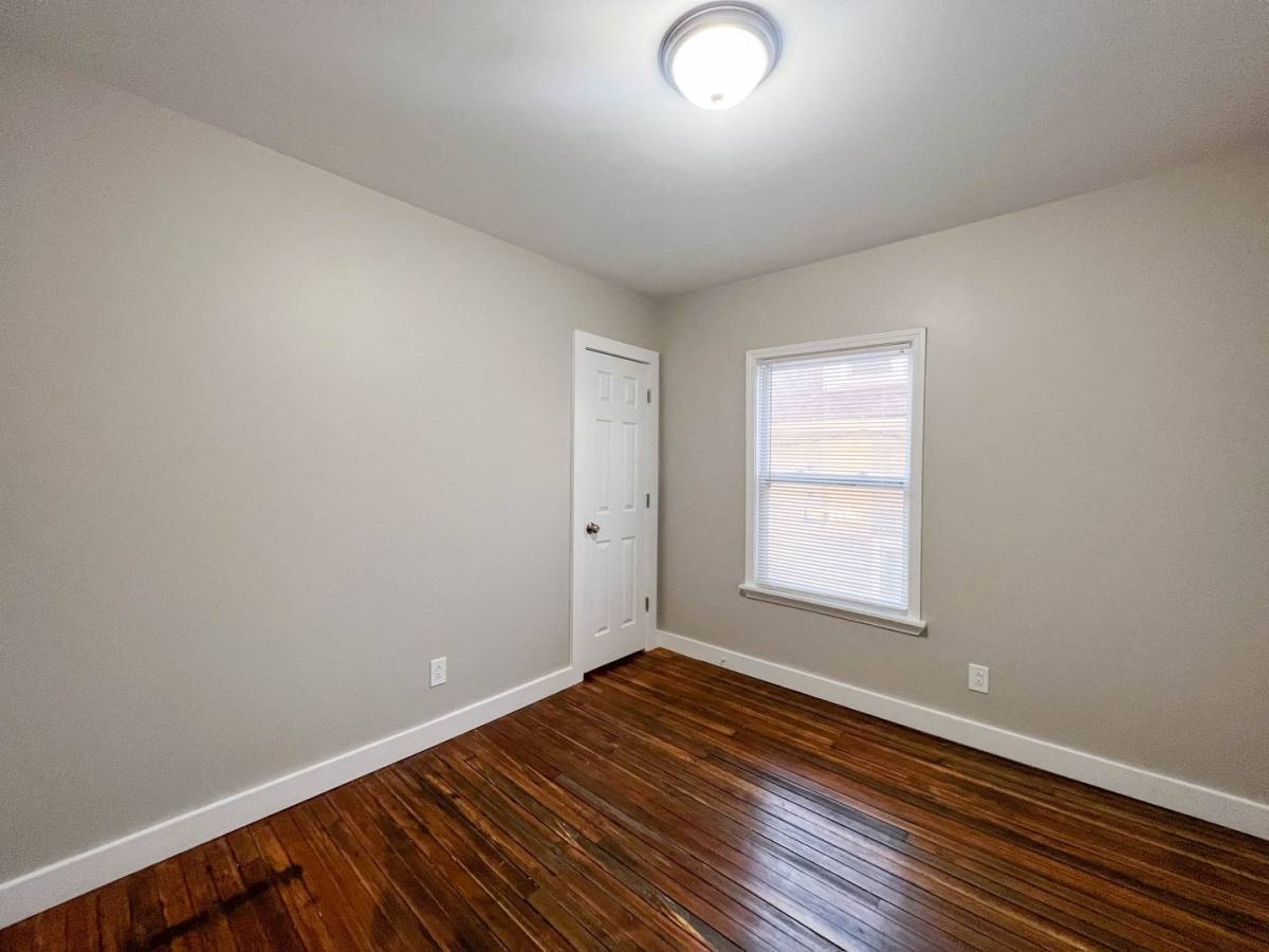 Apartment for rent at 154-156 Leighton Ave, Rochester, NY 14609