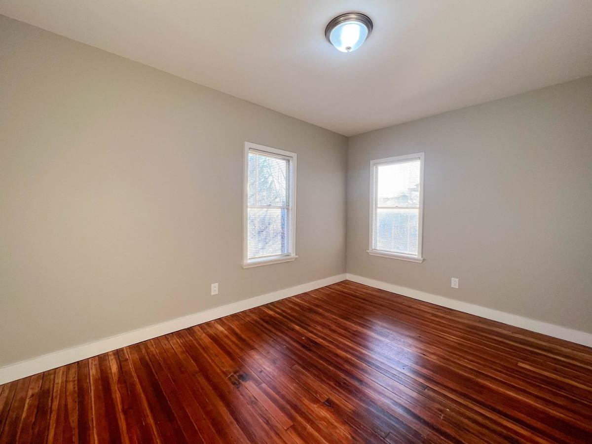 Apartment for rent at 154-156 Leighton Ave, Rochester, NY 14609