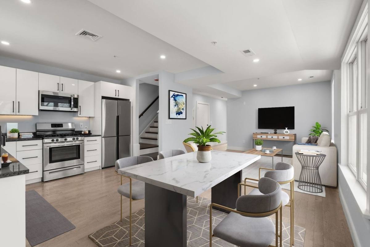 Apartment for rent at 167 Charles St #3, Waltham, MA 02453