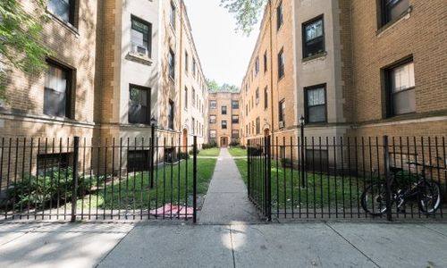 Apartment for rent at 22395-3E2237 N Bissell St, Chicago, IL 60614