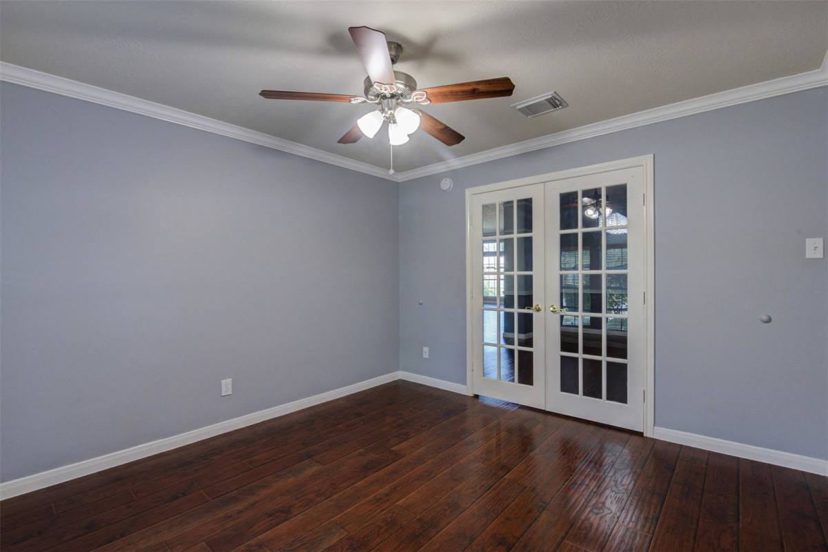 Apartment for rent at 3405 Kerr Lane, Pearland, TX 77584