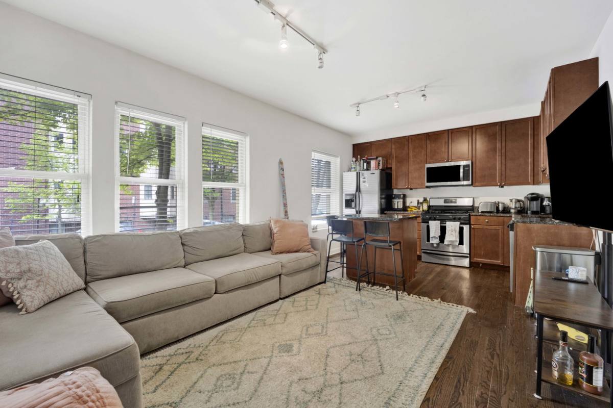 Apartment for rent at 3503 N Racine Ave #1, Chicago, IL 60657