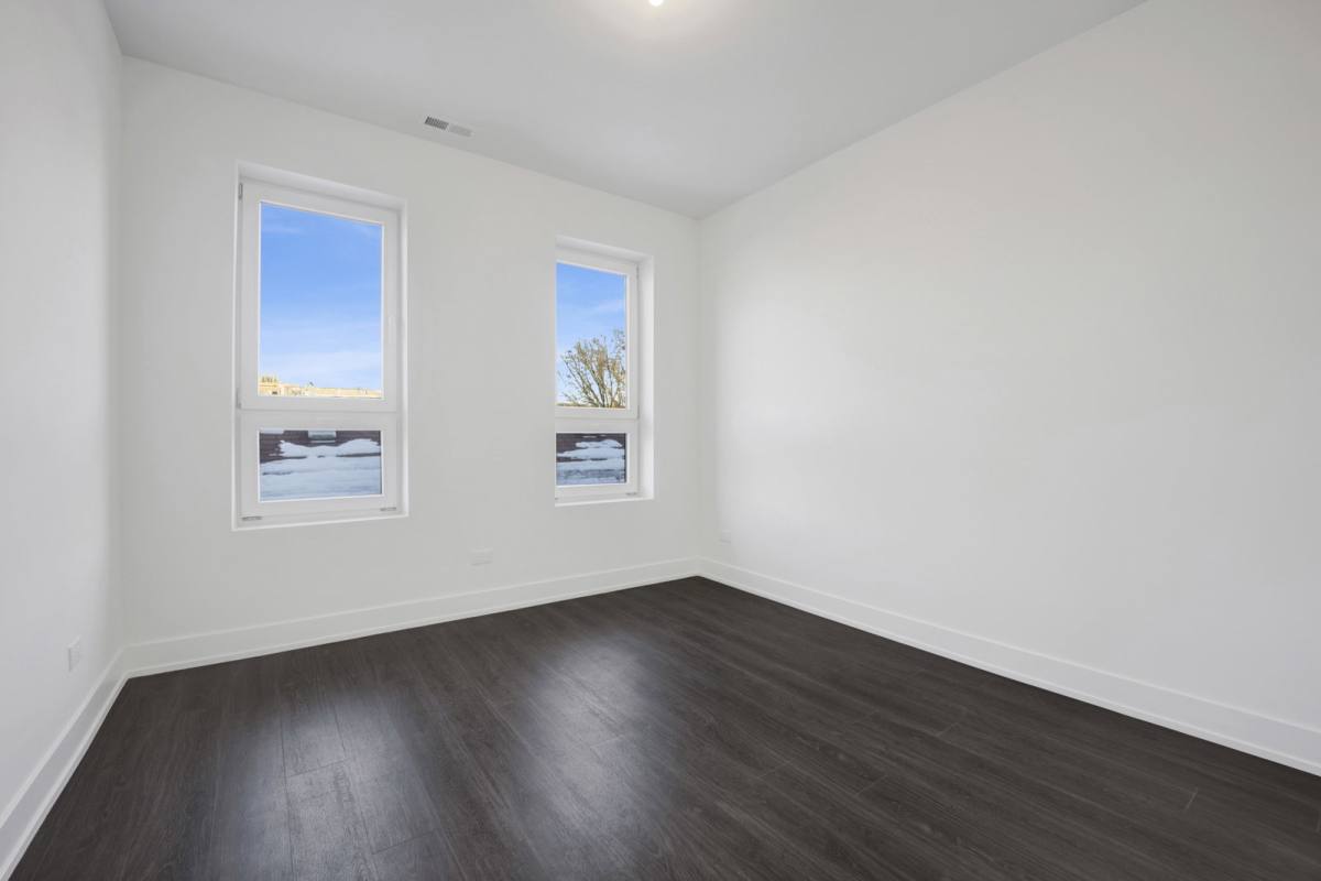 Apartment for rent at 1814 S Throop St #3F, Chicago, IL 60608