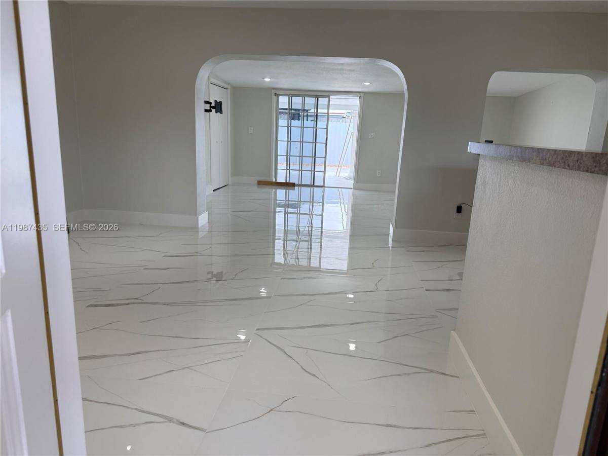 Apartment for rent at 11602 NW 58th Ave, Hialeah, FL 33012