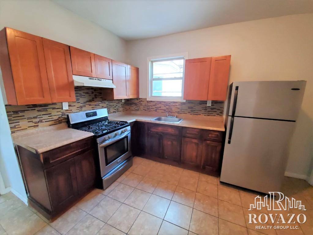 Apartment for rent at 294 S 7th St #2, Newark, NJ 07103