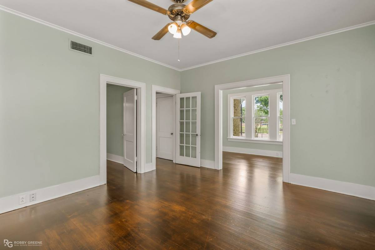 House for rent at 561 Forest Ave, Shreveport, LA 71104