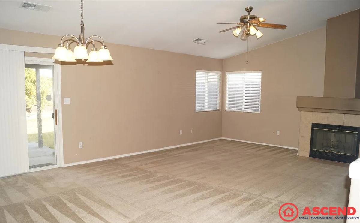 House for rent at 9722 Battersea Park Dr, Bakersfield, CA 93312