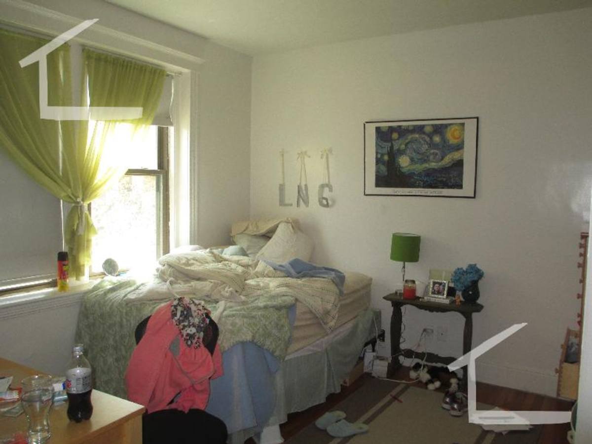Apartment for rent at 31MOUNT Hood Rd #9, Brighton, MA 02135