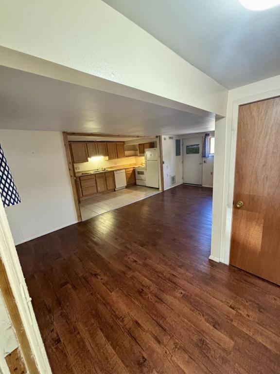 Apartment for rent at 632 Washakie St, Lander, WY 82520