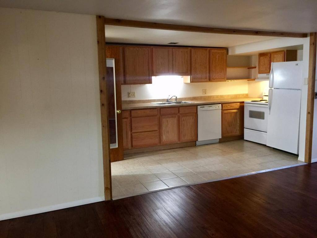 Apartment for rent at 632 Washakie St, Lander, WY 82520