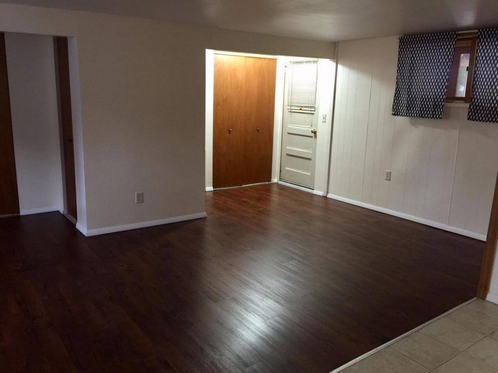 Apartment for rent at 632 Washakie St, Lander, WY 82520