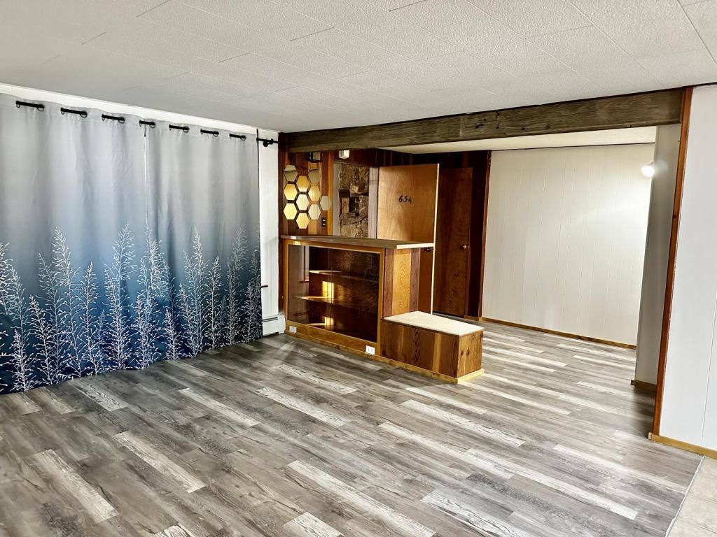 Apartment for rent at 634 Washakie St, Lander, WY 82520