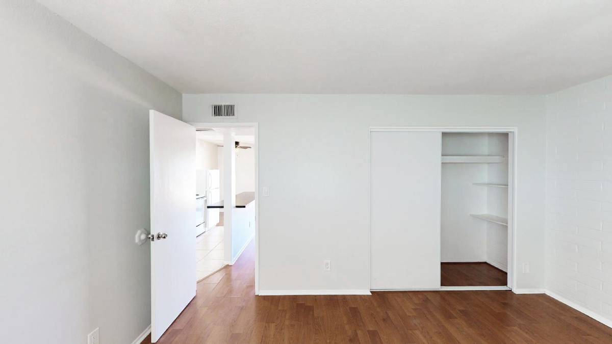 Apartment for rent at 1716 E Ocotillo Rd, Phoenix, AZ 85016