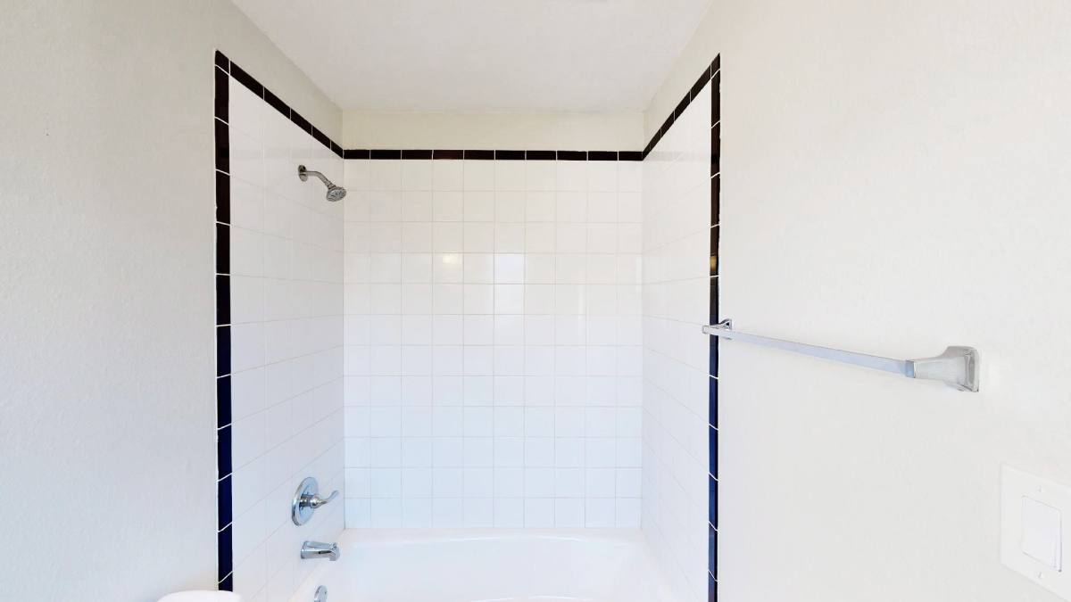 Apartment for rent at 1716 E Ocotillo Rd, Phoenix, AZ 85016