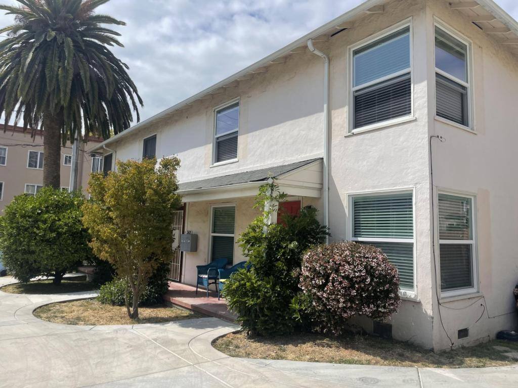 House for rent at 2407 Milvia St, Berkeley, CA 94704