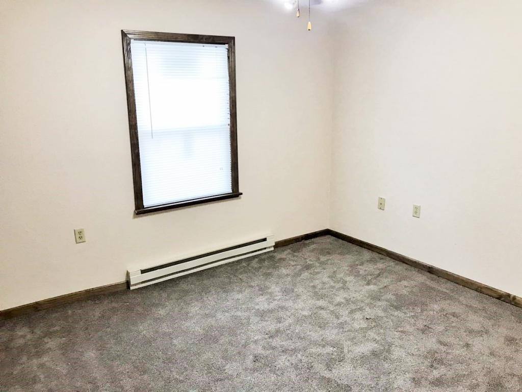 Apartment for rent at 515 E 7th St, Maryville, MO 64468