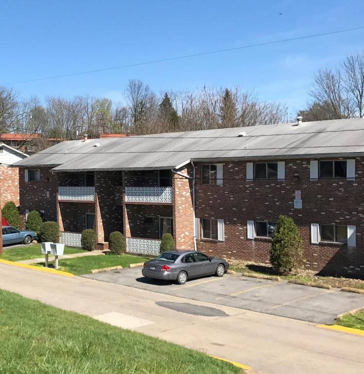 Apartment for rent at 428 Dille St, Morgantown, WV 26505