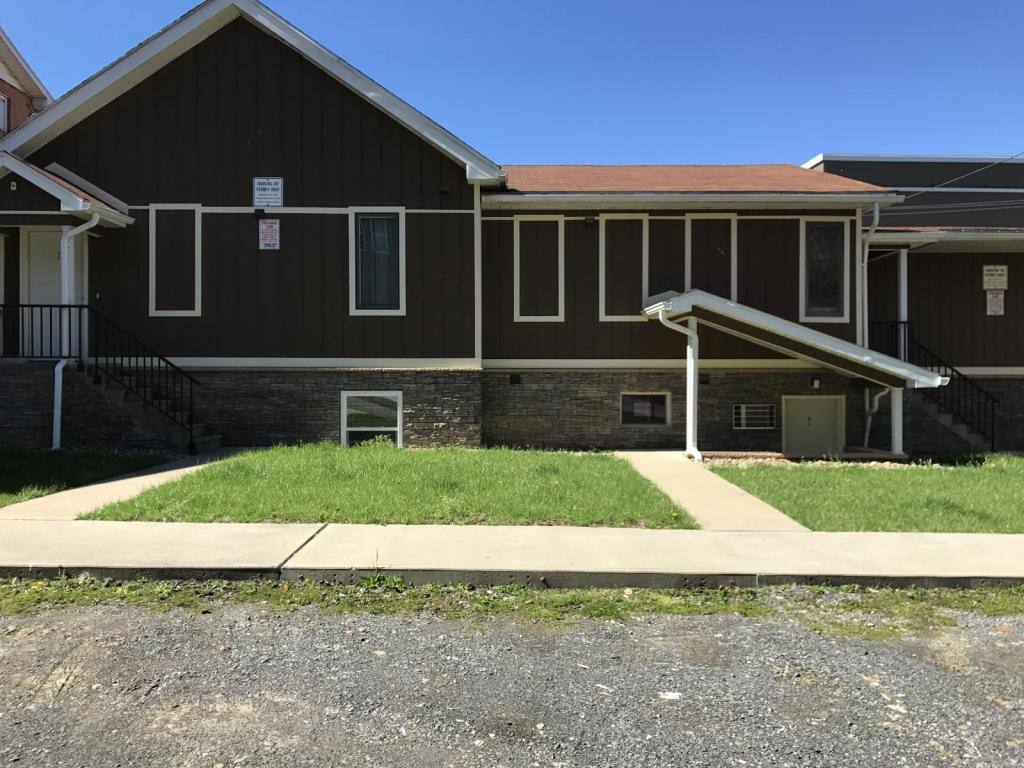 Apartment for rent at 464 Harding Ave, Morgantown, WV 26505