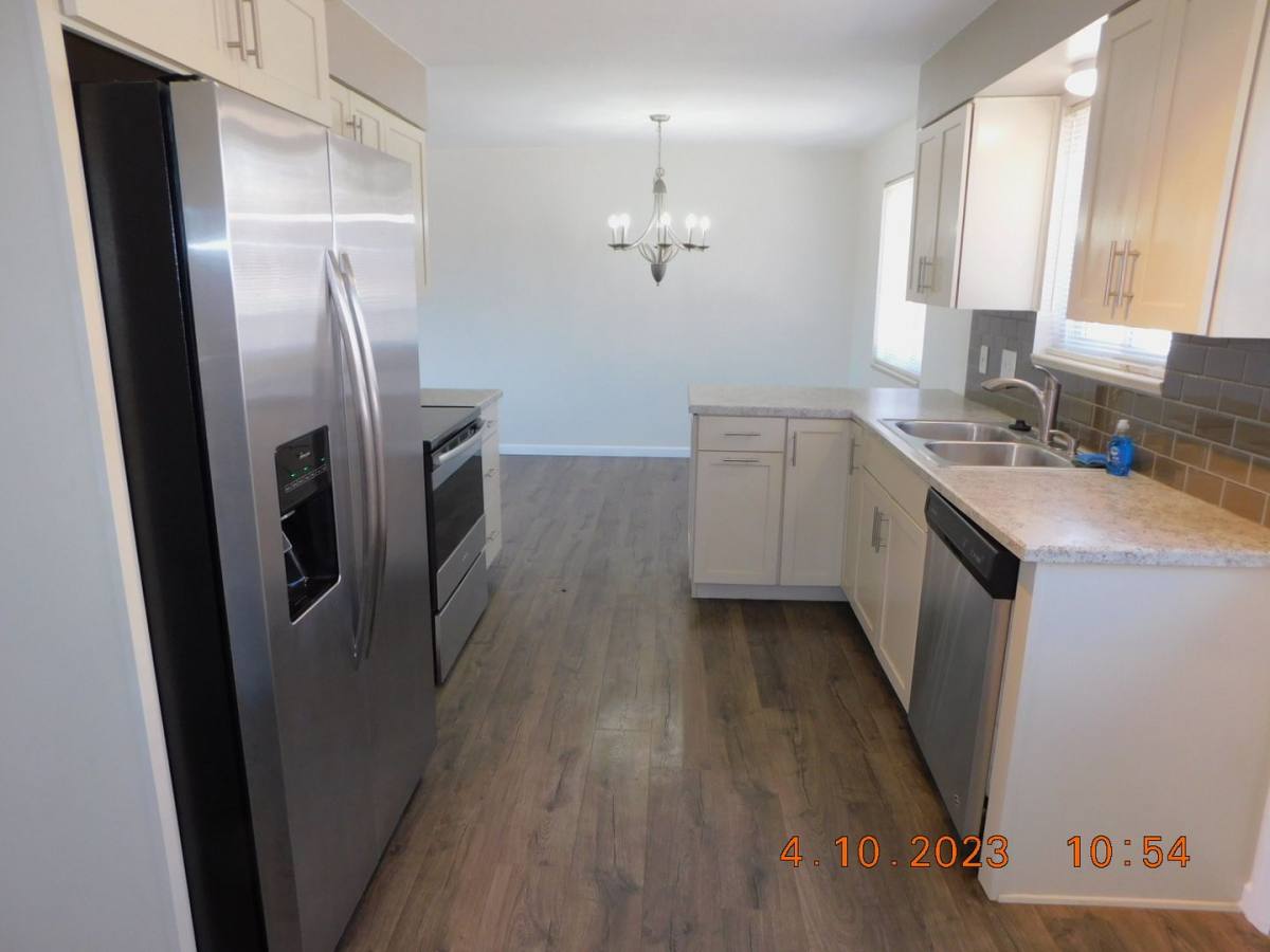 House for rent at 9439 W Burgundy Ave, Littleton, CO 80123
