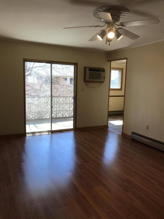 Apartment for rent at 883 E Everly St, Morgantown, WV 26505