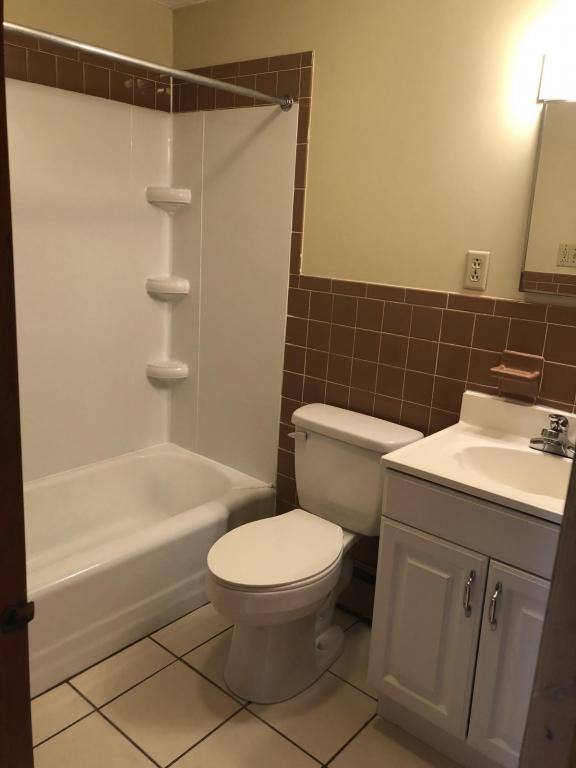 Apartment for rent at 437 Inglewood Blvd, Morgantown, WV 26505