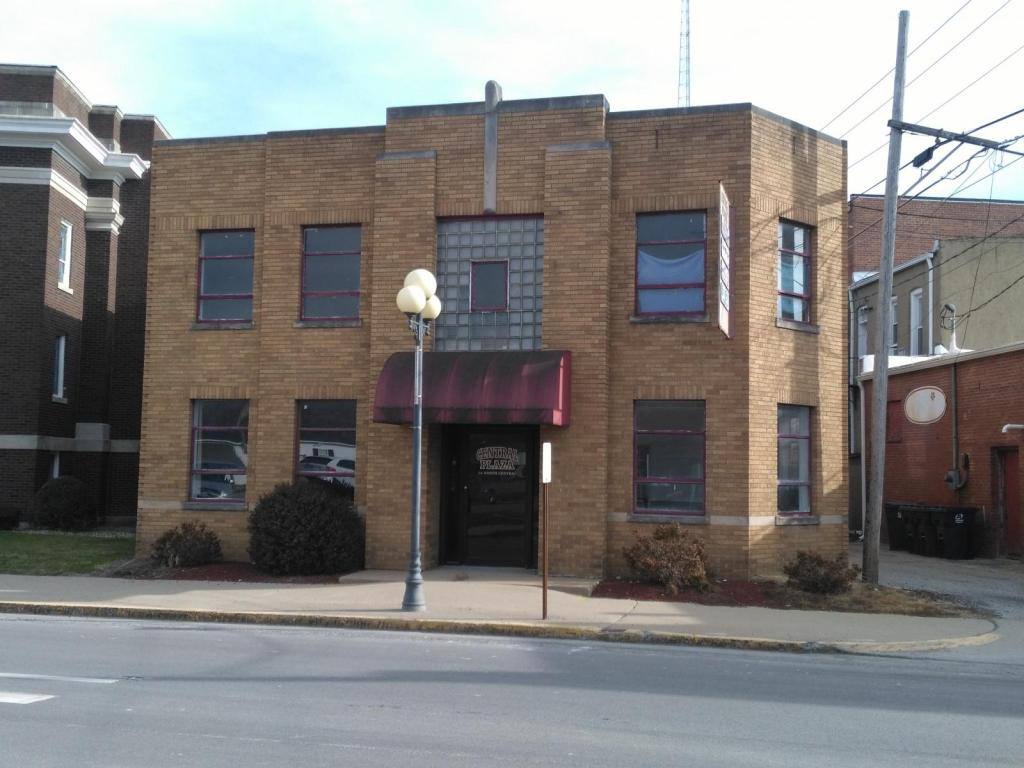 Apartment for rent at 14 N Central #107, Casey, IL 62420