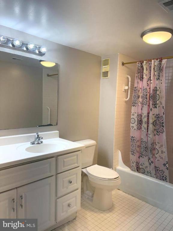 Apartment for rent at 505 E 3709 S George Mason Dr, Falls Church, VA 22041