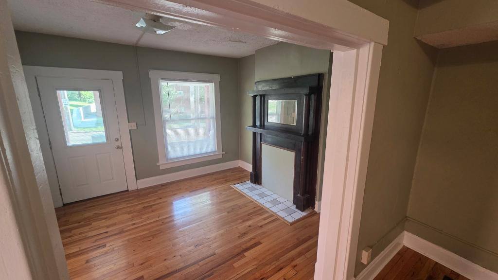 Townhouse for rent at 54 W Dodridge St, Columbus, OH 43202