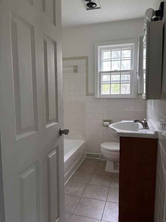 Apartment for rent at 1676 Western Ave #2B, Albany, NY 12203